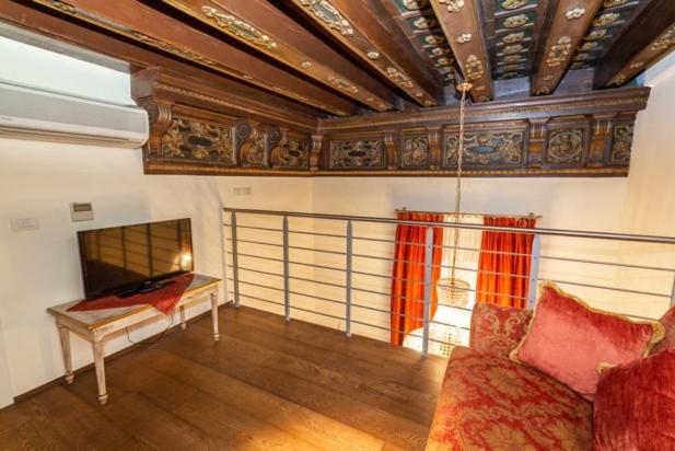 Luxury Apartment San Marco Experience Venesia Bagian luar foto