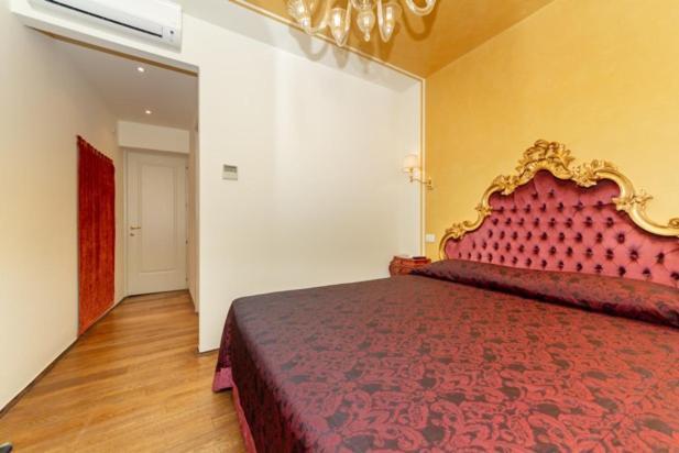 Luxury Apartment San Marco Experience Venesia Bagian luar foto